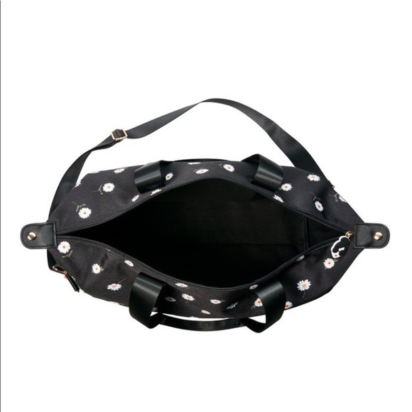 Alice + Olivia Black White Daisy Print Duffel Bag FREE Matching Reversible Hat - Picture 7 of 9